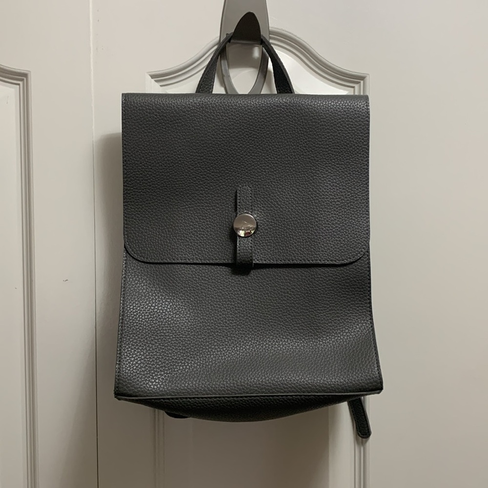 Gray Backpack NWT Adjustable Shoulder Straps Chrome Flap Close Snap Expandable